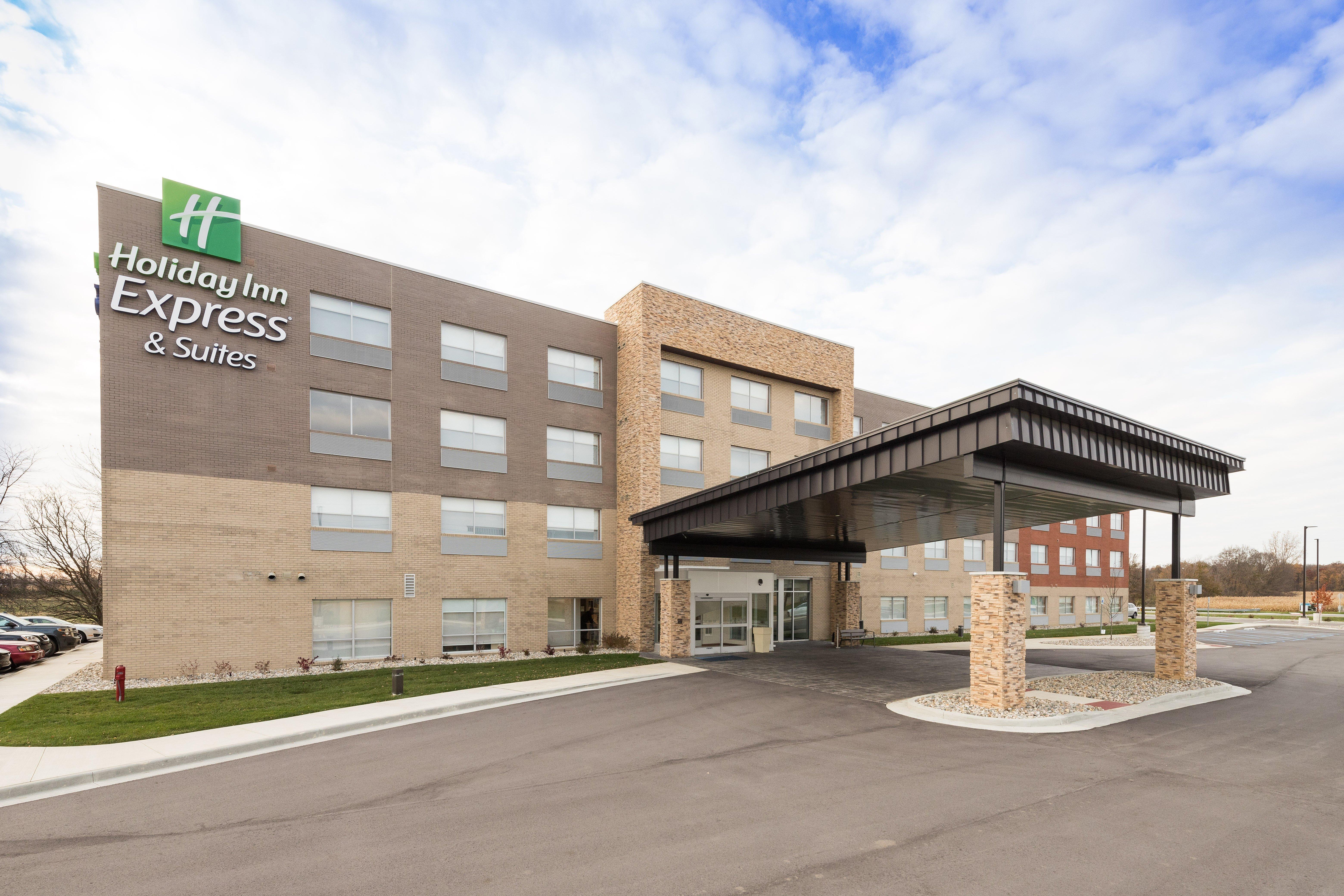 Holiday Inn Express & Suites - Auburn By Ihg Exteriör bild